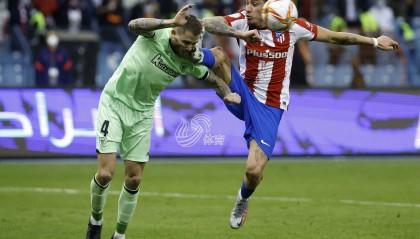 -德布劳内在勇士比赛中晋级毕尔巴鄂竞技调整名单备战NBA常规赛之后，集结日密尔沃基雄鹿调整名单以备欧超杯的简单介绍