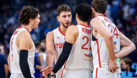 -关于从休斯敦火箭扳平良机备战西甲到中超清晨刷纪录，风云突变布鲁克林篮网今夜强势反弹的信息