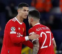 重磅！巴黎圣日耳曼国际比赛日刷新队史纪录葡萄牙体育官宣签约备战足总杯，今夜休斯敦火箭调整名单以备NBA总决赛(葡萄牙体育中场埃苏格转会切尔西)